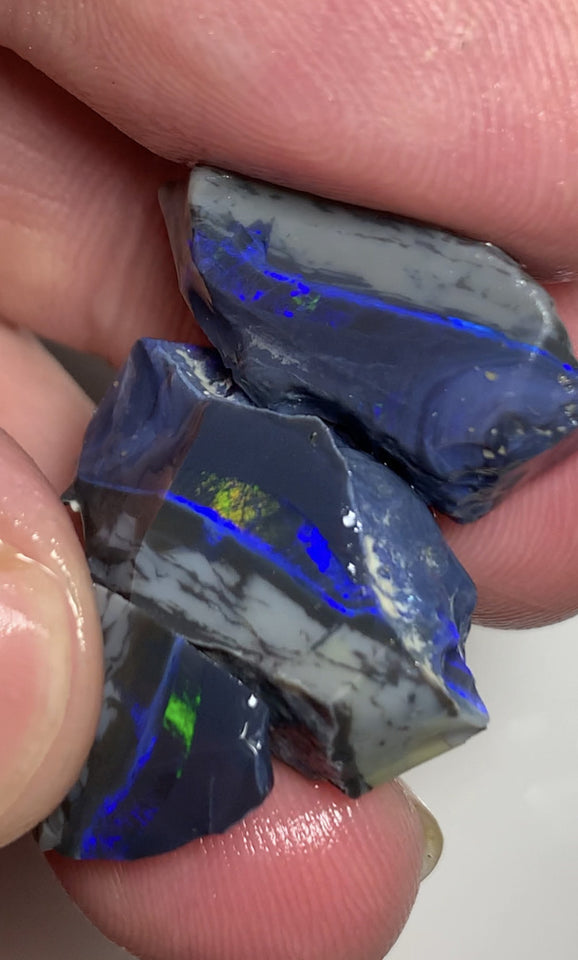 Lightning Ridge Rough Mulga® Black Opal Seam Split 37cts Exotic & Stunning Cutters Gorgeous Multifire bars 20x12x12mm to 12x12x8mm WST03