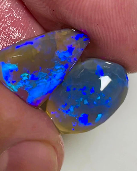 Lightning Ridge Rough / Rub Dark Base Crystal opal Pair Miners Bench® High dome knobby 12.2cts Gorgeous Bright Fires 16x12x5mm & 16x13x3mm MFB02