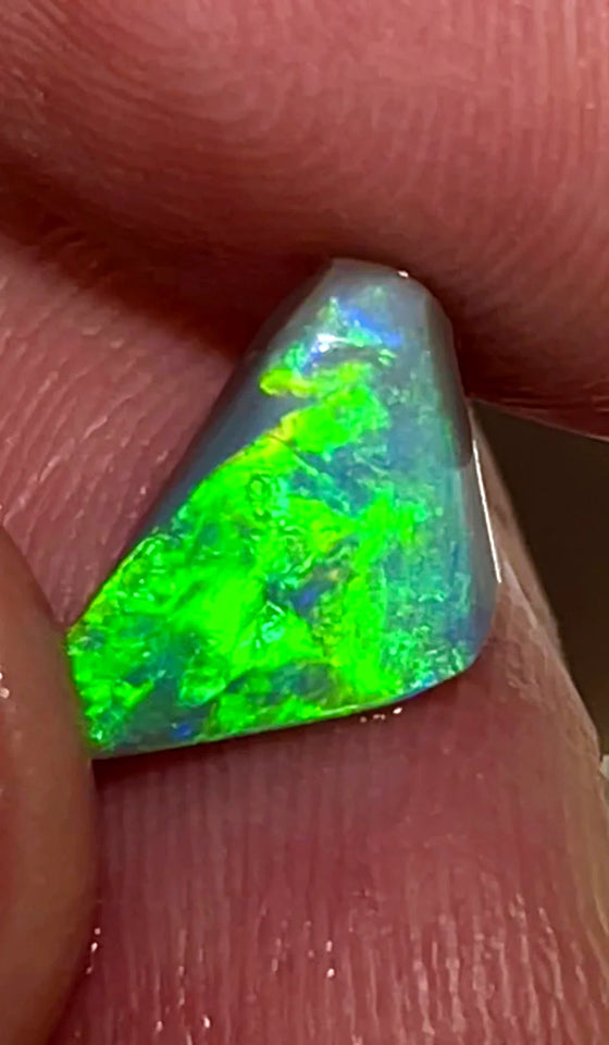 Lightning Ridge Opal Rough/Rub/Preform Dark Base High Grade From the Miners Bench® 1.95cts Lovely Bright Yellow / Green fires 12x7x4mm WAC44