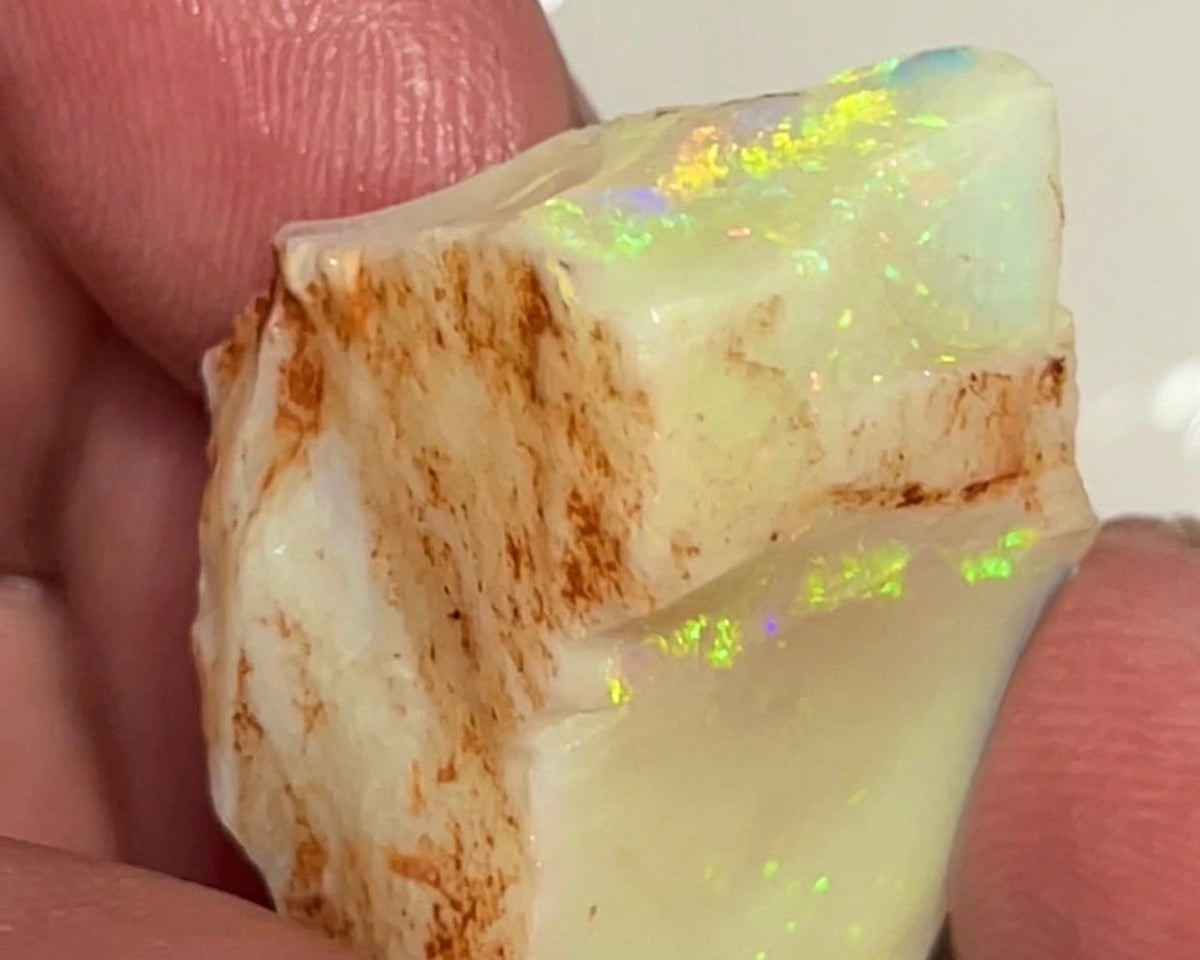 Coober Pedy Opal Rough Light base  Big Sized Seam 46cts Lots Yellow Orange dominant Bright Multicolours 34x24x14 mm NSW007