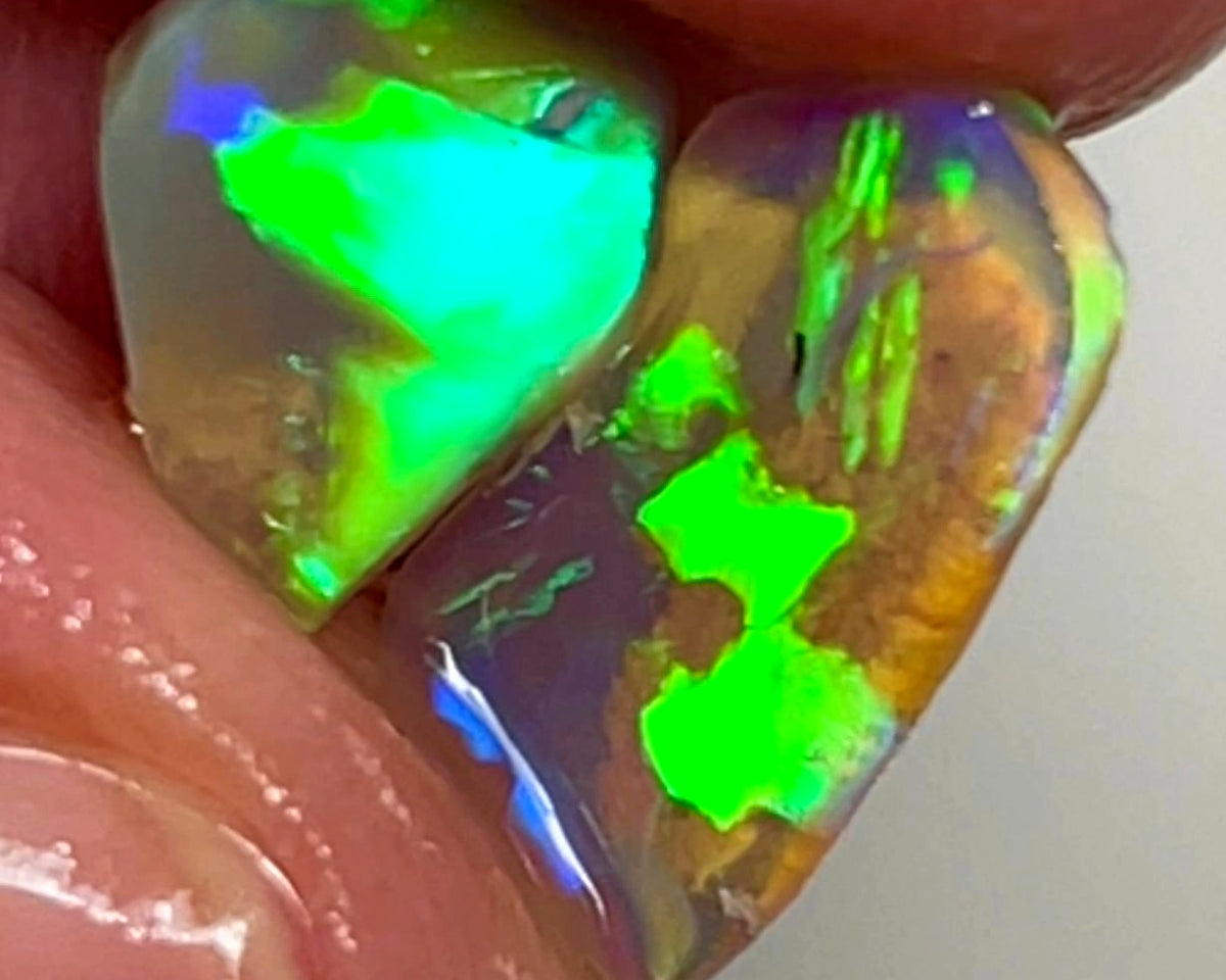 Lightning Ridge Opal Dark Crystal Base Seam pair Rough Rub 2.6cts Super Vibrant & Bright Green Dominant Multifires  13x7x2 & 9x7x4 mm WAE52