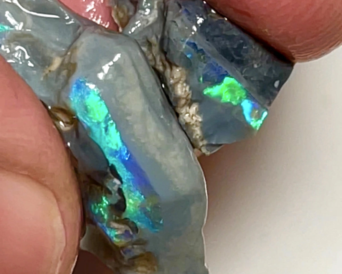 Lightning Ridge Rough Opal 21cts Pair Handpicked Dark Base Seams lots of Nice Bright Multi colour fires to Cut / carve & polish 25x15x7mm & 14x8x7mm 1003