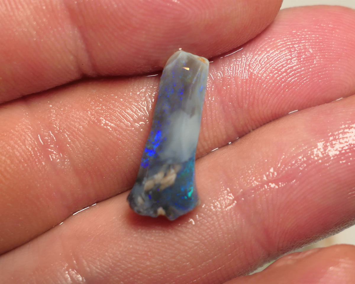 Lightning Ridge Rough / Rub Blue on Dark Seam opal Miners Bench® 5cts some Blue Fires Sand inclusions 22x7x4mm 19APR