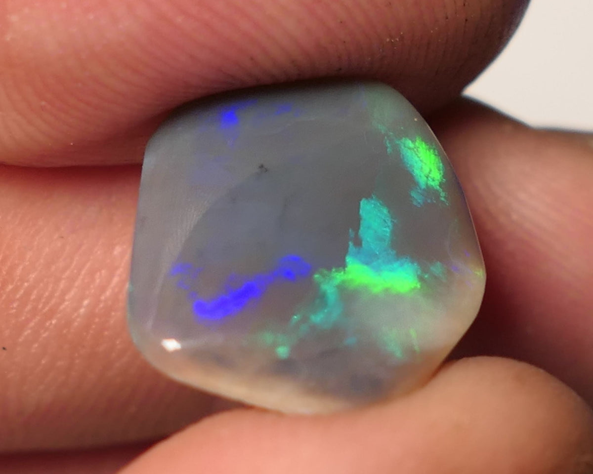 Lightning Ridge Dark Opal Gemstone Big 4.5cts Jewellery Grade  N5 Body Tone B3 Brightness Directional Broad Zones of Vibrant Multifires 15x13x3mm WAC64