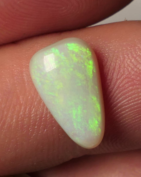 Lightning Ridge N8 Light opal Gemstone 2.7cts Polished ready for setting Yellow Dominant Multifires 13x8x3mm SKU#0411