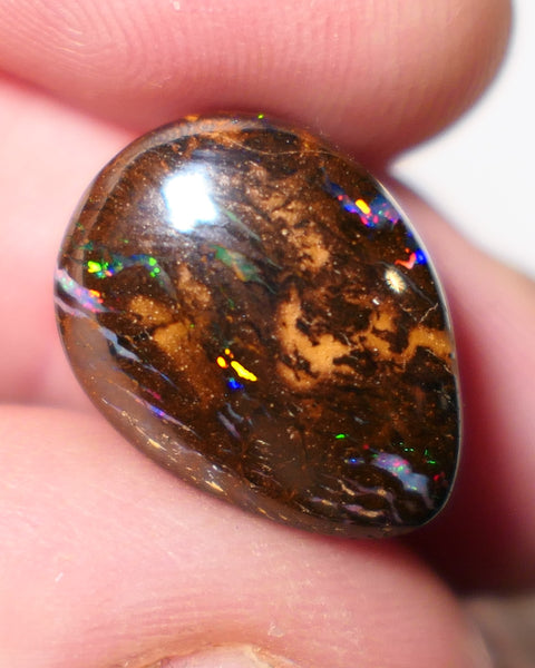 Winton Boulder Matrix Opal Gem stone 17.5cts Jewellery Grade  N5 Body Tone B3 Brightness Stunning Display of Bright Blue Yellow & greens Fires 18x13x9mm FB03