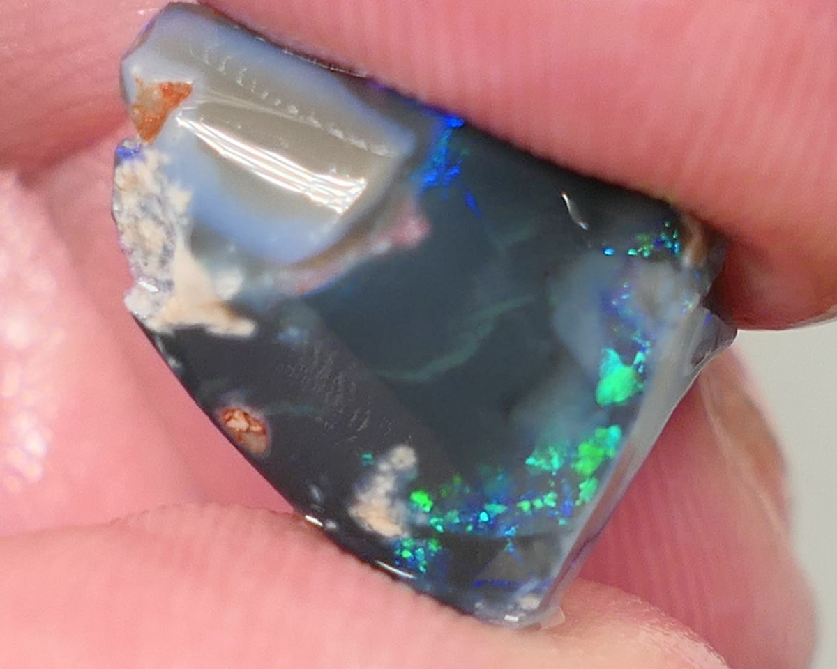 Lightning Ridge Opal Black Base Seam Rough Rub 4.7cts Stunning Bright Blues & greens 15x12x5mm 0623