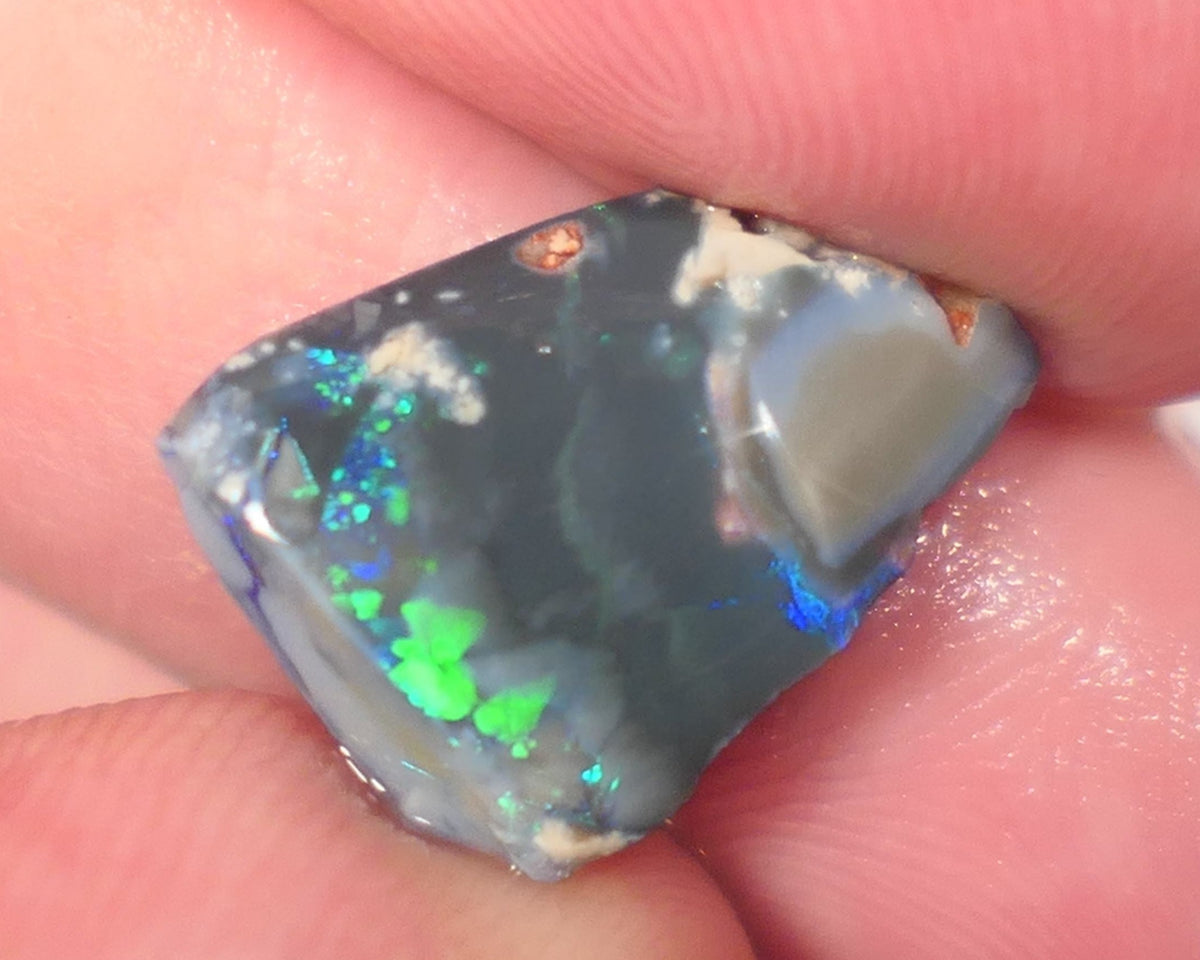 Lightning Ridge Opal Black Base Seam Rough Rub 4.7cts Stunning Bright Blues & greens 15x12x5mm 0623