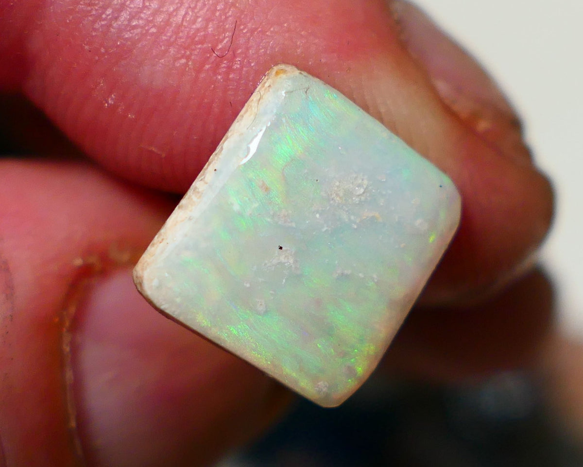 Lightning Ridge Opal Crystal / light Base seam Rough Rub 2.70cts Green Dominant Multifires 12x12x2mm 0956