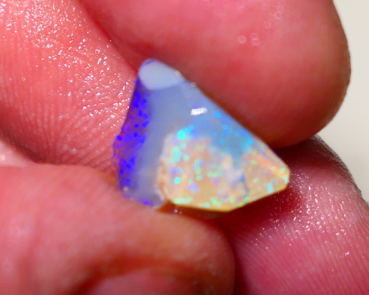 Lightning Ridge Opal Dark Crystal Base Seam Rough Rub 3.2cts Gorgeous Stunning Bright fires 14x12x4mm 1111