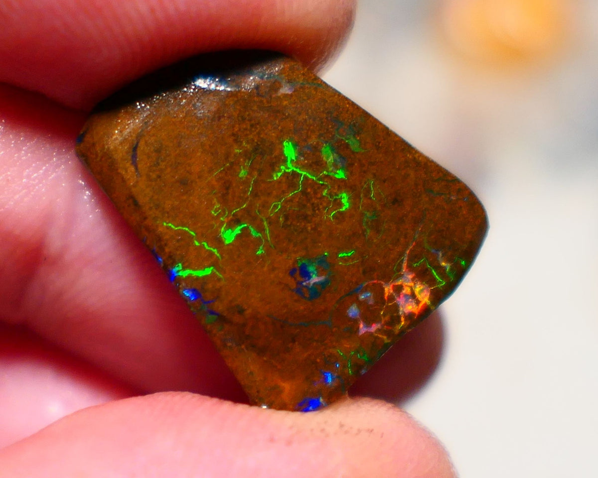 Queensland Boulder Matrix opal Stunning 14cts rough rub Koroit gorgeous faces with Very Bright Yellow/Orange Dominant fires 20x16x4mm BO-006