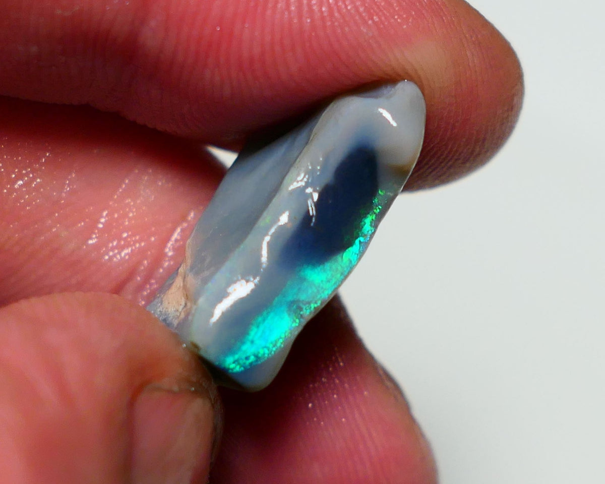 Lightning Ridge Rough Opal 13cts Dark Seam showing nice Bright Green Dominant colours 20x16x5.5mm 1321