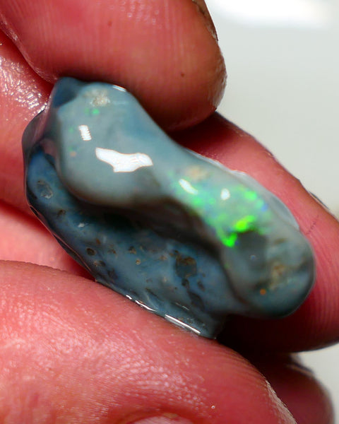 Lightning Ridge Rough Opal 26cts Dark Seam showing nice Bright Green Dominant colours 28x20x7mm 1317