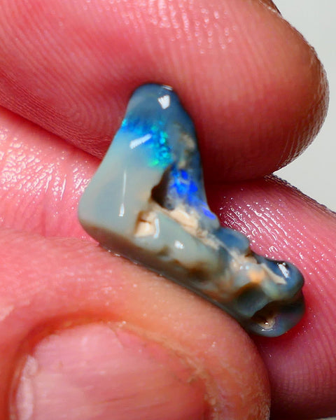 Lightning Ridge Rough Opal 4.25cts Dark Base Seam showing Gemmy bright Blue/Green 18x10x8mm A1547