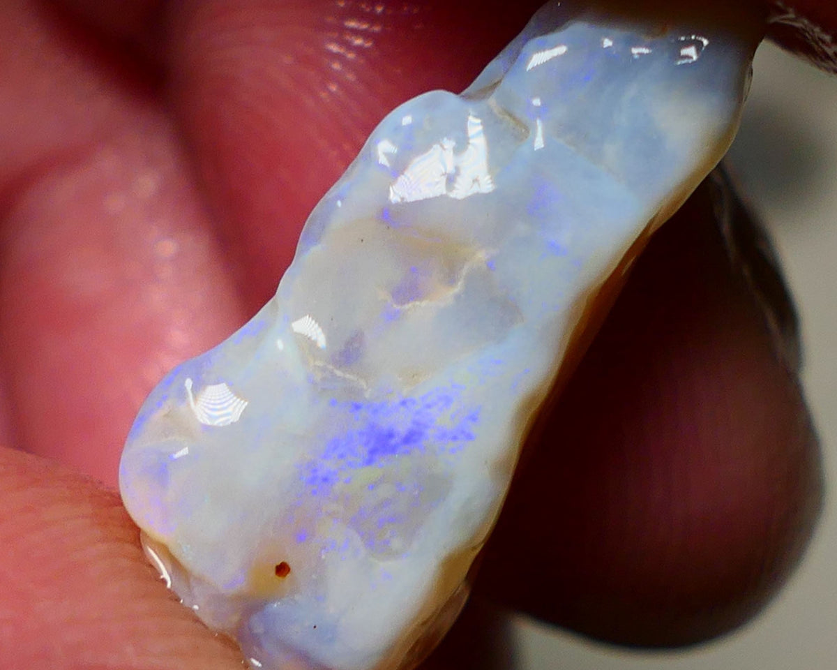 Lightning Ridge Rough Opal 8cts Grey Base Gamble Seam some Blue fires in the bar 20x9x9mm Auction NS025