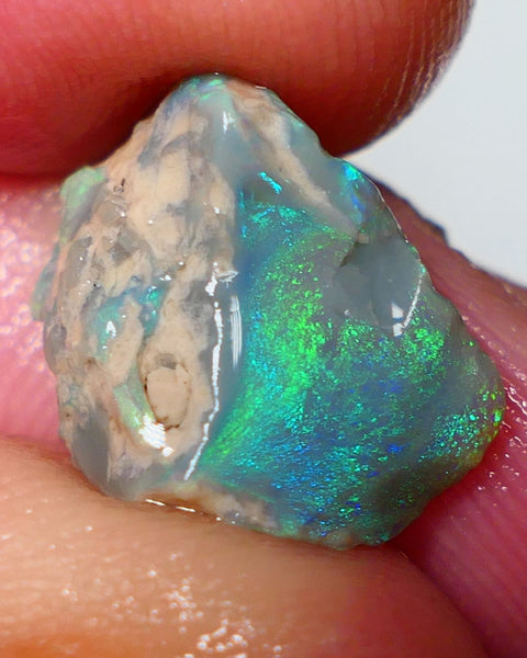 Lightning Ridge Rough / Rub  Dark Seam opal Miners Bench® 5.60cts Gorgeous Green/Blue dominant Fires 15x12x6mm NS077