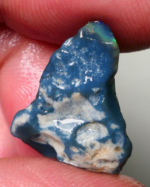 Mulga Rough Opal Gamble 11cts Dark Base Seam Green Dominant fires to Cut / carve & polish 22X16X6mm Auction NS108