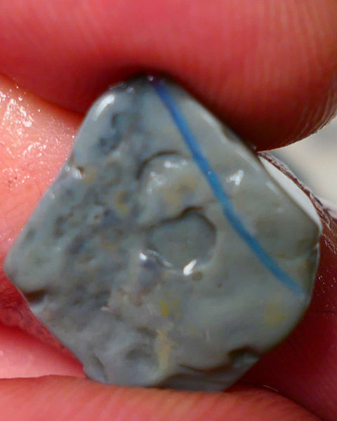 Lightning Ridge Rough Opal 5cts Dark Base Gamble Seam Blues in the vertical bar / vein  14x13x4mm NS201