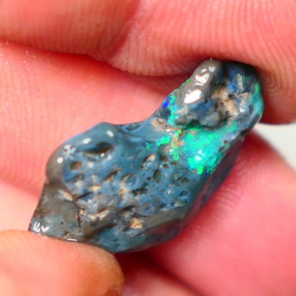 Lightning Ridge Rough Opal 14.00cts Dark Base rough with some pinfire flashes of bright Green/Blue Bar 24x17x7mm NS348