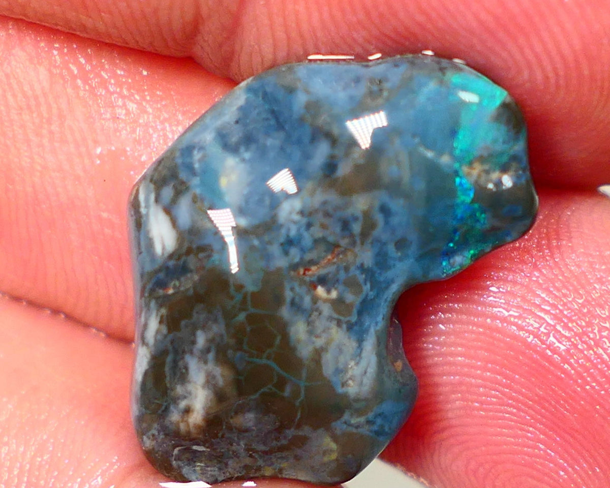 Lightning Ridge Rough Opal 14.00cts Dark Base rough with some pinfire flashes of bright Green/Blue Bar 24x17x7mm NS348