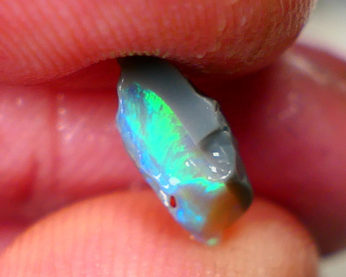 Lightning Ridge Little Bright Vibrant Vivid Seam Gem to cut 1.60cts Electric Blues/Greens 10x6x5mm NS357