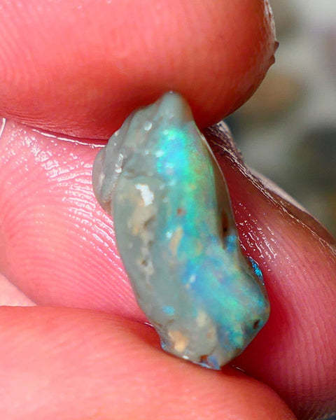 Lightning Ridge Dark Crystal base opal 3.70cts showing Blue/Green colours to gamble 16x7x6mm AUCTION28