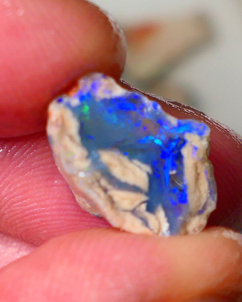 Lightning Ridge Knobby opal formation rough showing nice bright blue colours 7.25cts 16x10x9mm ALP122