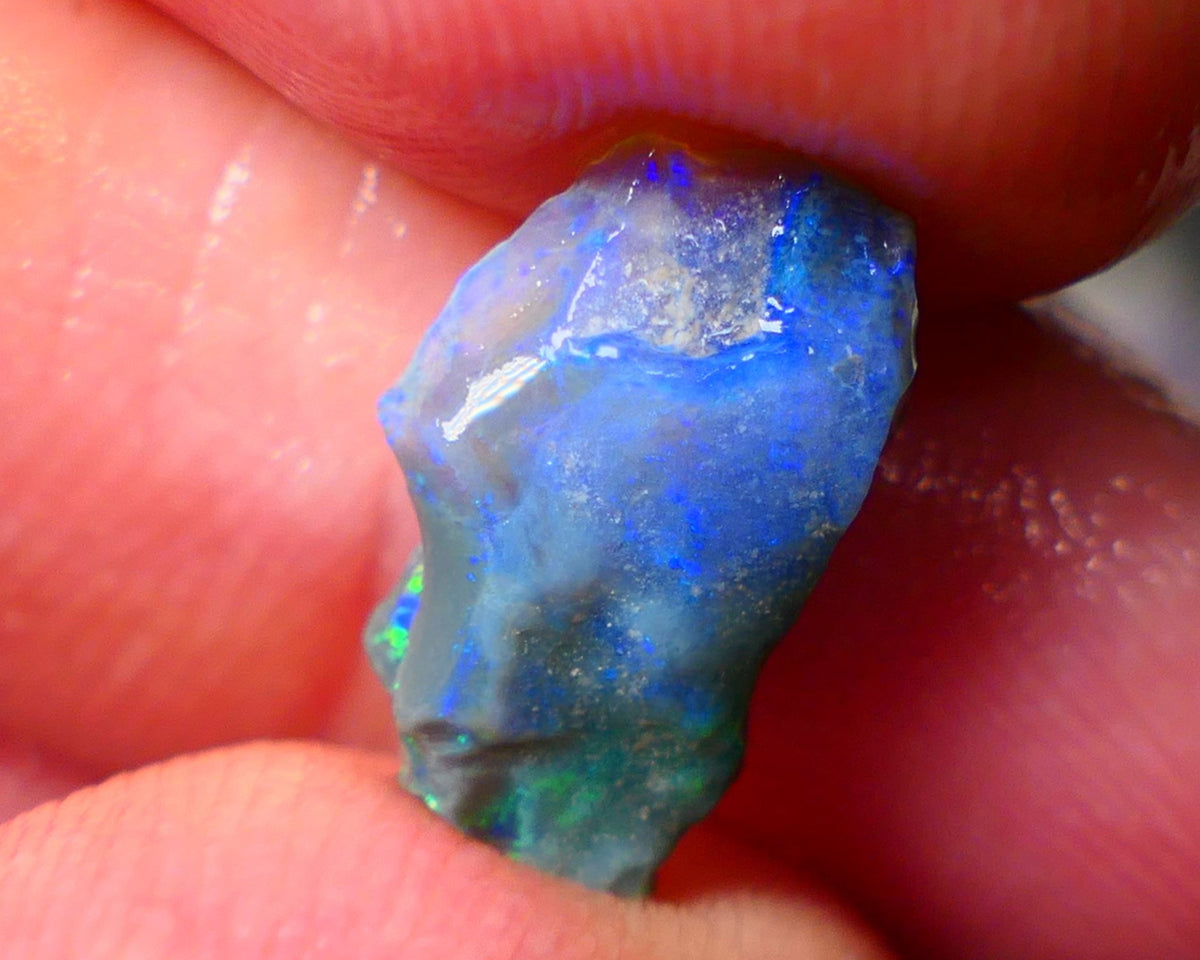 Lightning Ridge Small Cutters Seam opal rough 2.65cts showing Gorgeous bright Multi Colours 13x8x4mm AL153