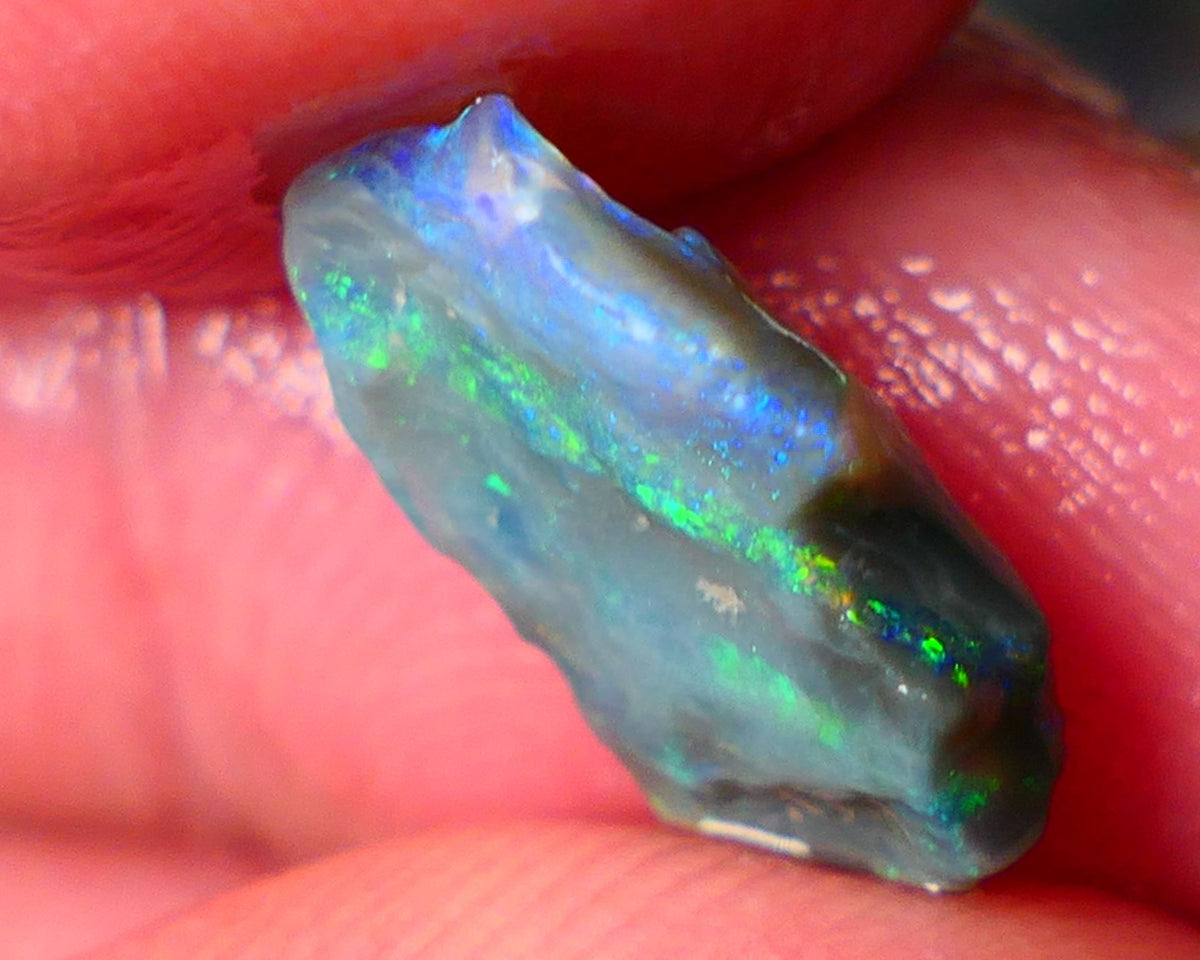 Lightning Ridge Small Cutters Seam opal rough 2.65cts showing Gorgeous bright Multi Colours 13x8x4mm AL153