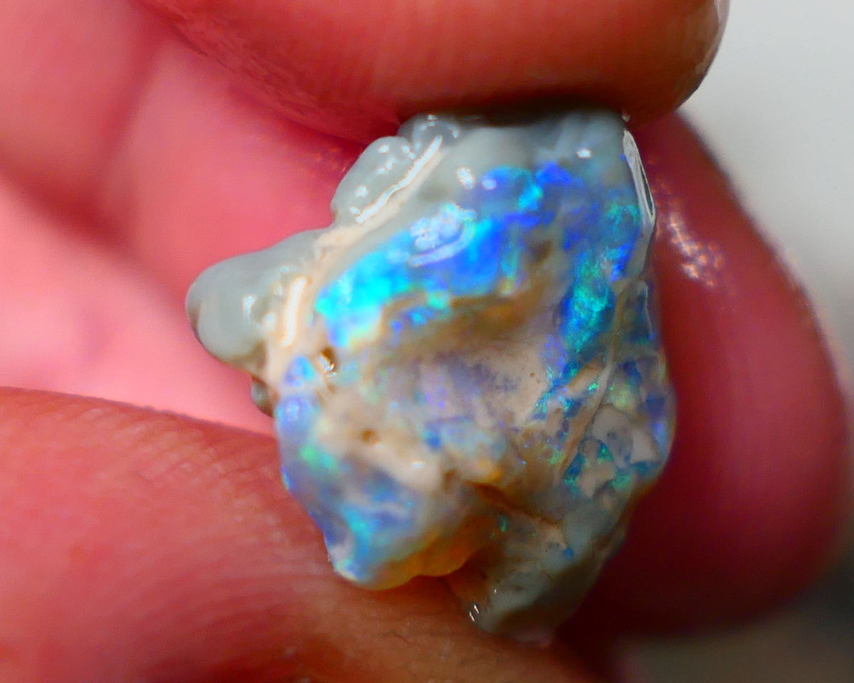 Lightning Ridge Dark Base Crystal knobby opal rough 7.40cts Lovely Bright Blue/green tones of colour 15x13x9mm Auction153