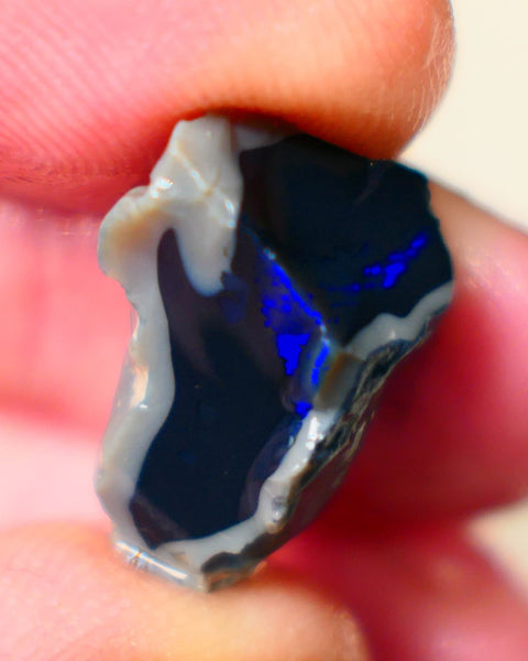 Lightning Ridge Jet Black N1 base seam opal rough 13.75cts Grogeous Vibrant Bright Royal Blues 20x14x13mm Auction185