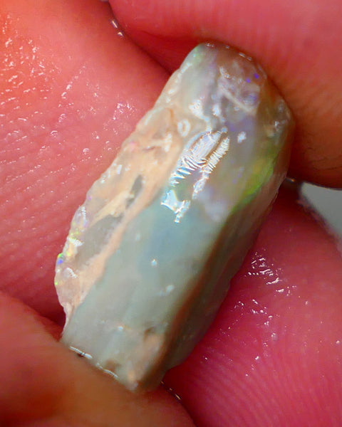 Lightning Ridge  Opalised Wood fossil rough opal 4.60cts Dark base with some Multicolour flashes to explore or collect 18x7x6mm GMB-011