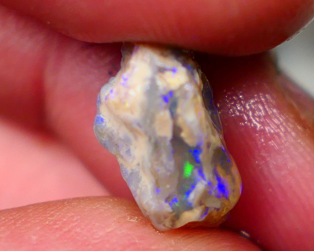 Lightning Ridge Crystal knobby opal rough 5.10cts Showing Bright Blues with some flashes of greens to gamble 14x11x8mm GMB-028