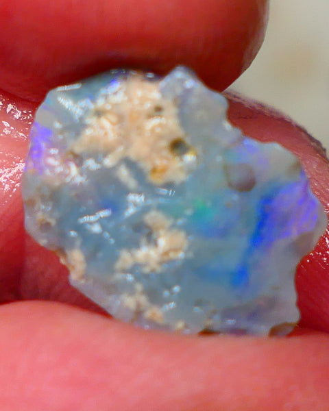 Lightning Ridge Thin dark base seam opal rough 2.90cts Picture stone possibilities ? blue fires 16x12x3mm   GMB-043