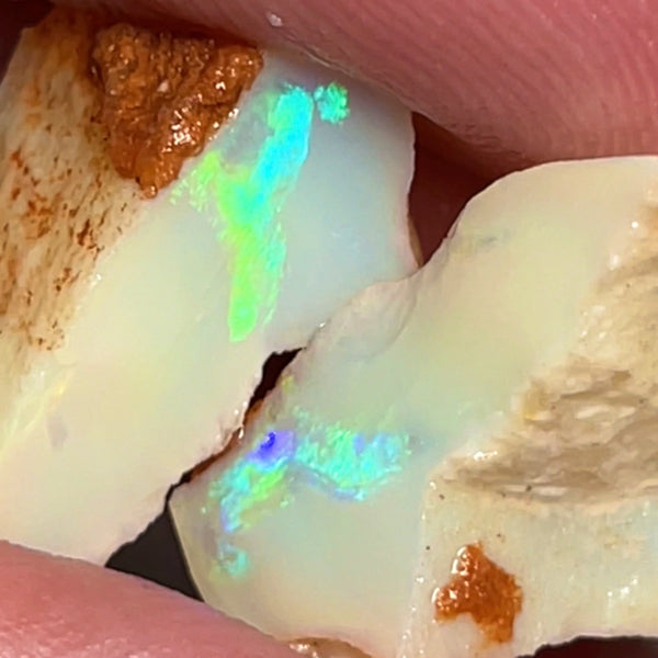 Coober Pedy Opal Rough Light base  Seams 28cts Yellow dominant Bright Multicolours  24x15x6mm to 20x12x7mm NSW014