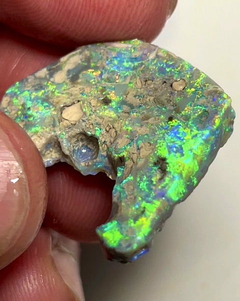 Lightning Ridge Opal Rough n Rub Single Dark Base Crystal 13cts Showing nice Bright Multifires   25.000 x 20.000 x 4.000 mm WAE66