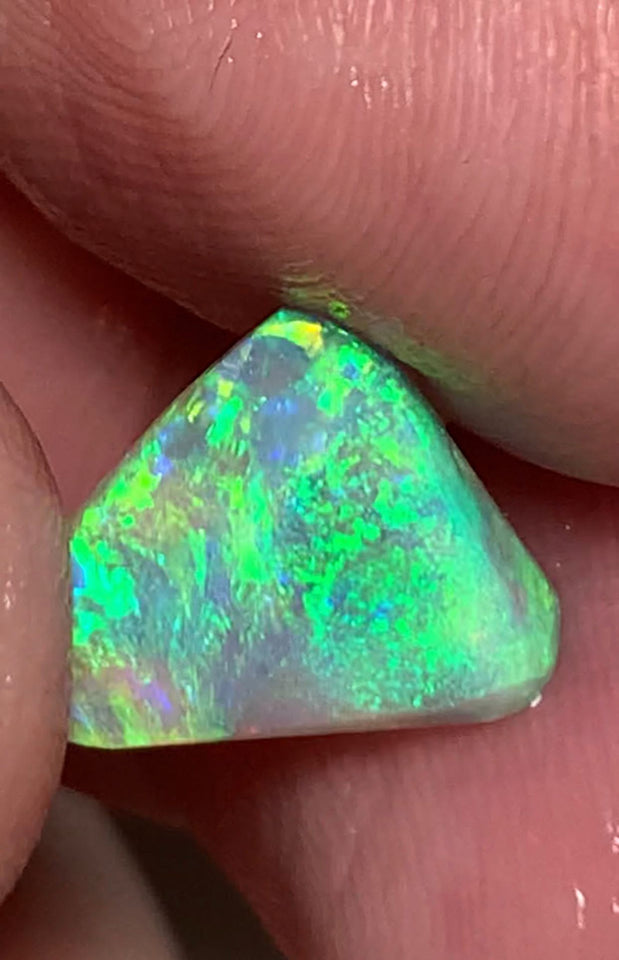 Lightning Ridge Crystal Opal Rub Gem Grade Miners Bench® 3.2cts Stunning bright Multifires 13x9x4mm WST45