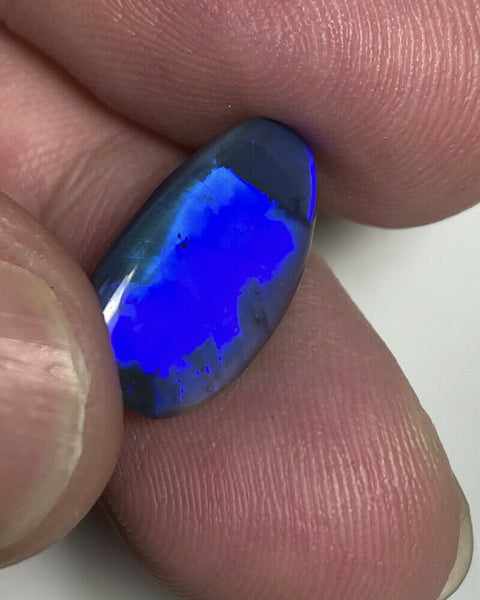 Australian Black Opal Gemstone 3.6cts N3 Body Tone B1 Brightness Gorgeous Vivid Blue fires 17x10x2mm GEM1111